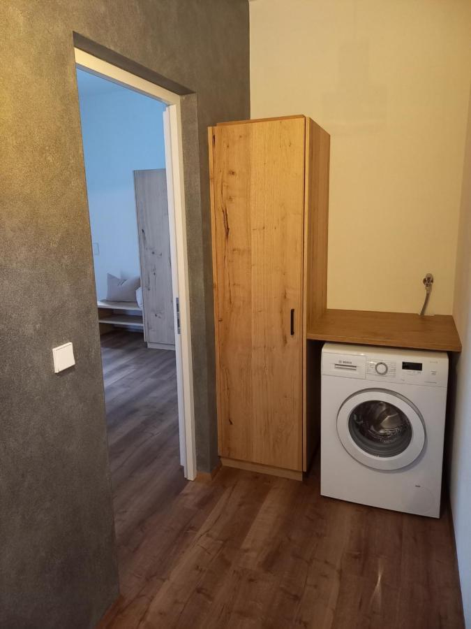 Koenig Apartment *